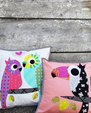 Claire Turpin designed this pillow pair. Now it's laser-cut for a fast finish for your customers! Kit includes laser-cut applique pieces and Claire's pattern. 
