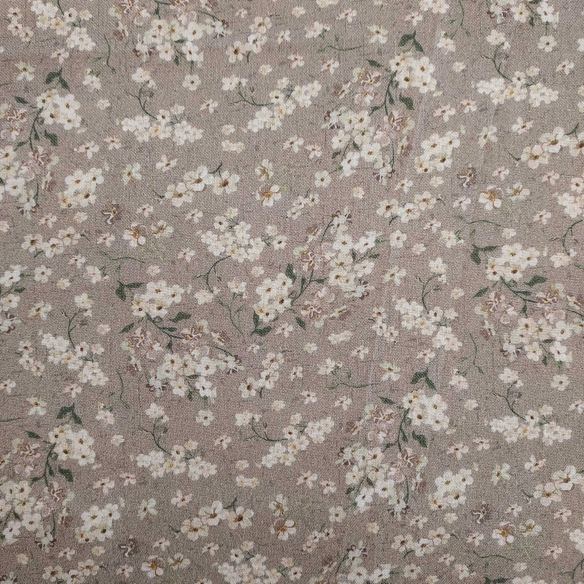 Flowers - Petite Meadows - Tan