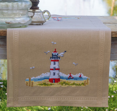 Kit Includes: Fabric, thread, needles and instructions. Pre-printed runner with in-woven border. Printed design will wash out. Size:16" x 40" Fabric: Printed runner cotton 100% Count: 11ct