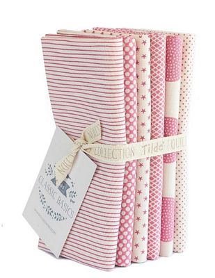 Classic Basics - Fat Quarter Bundle - 6pcs