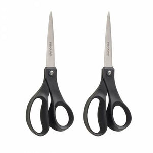 Aside from knowing you’re putting waste to good use, you can also enjoy Fiskars’ renowned control and cutting performance year after year. 8in Performance Recycled Scissors’ durable stainless steel blades make clean cuts and are ideal for cutting a variety of everyday household material Handle is made with 90% post-consumer waste Ergonomic, contoured handle is sculpted to fit your hand Length: 8in