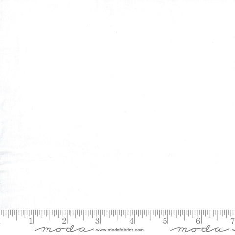Beautiful basic from Japan for Moda 100% Cotton, 44/5"