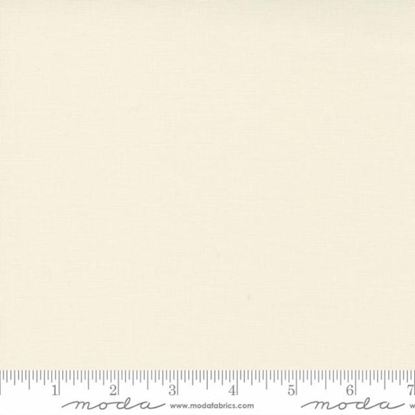 This is an amazing collection of plain 100% cotton fabrics from Moda. This is a premium quilting weight cotton fabric from Moda with a high thread count giving it a superior silky feel. Bella Solids feels soft to the hand and will sew beautifully both by hand or by sewing machine. Quilters will love this cotton fabric for its ability to mix and match with other printed Moda fabrics.