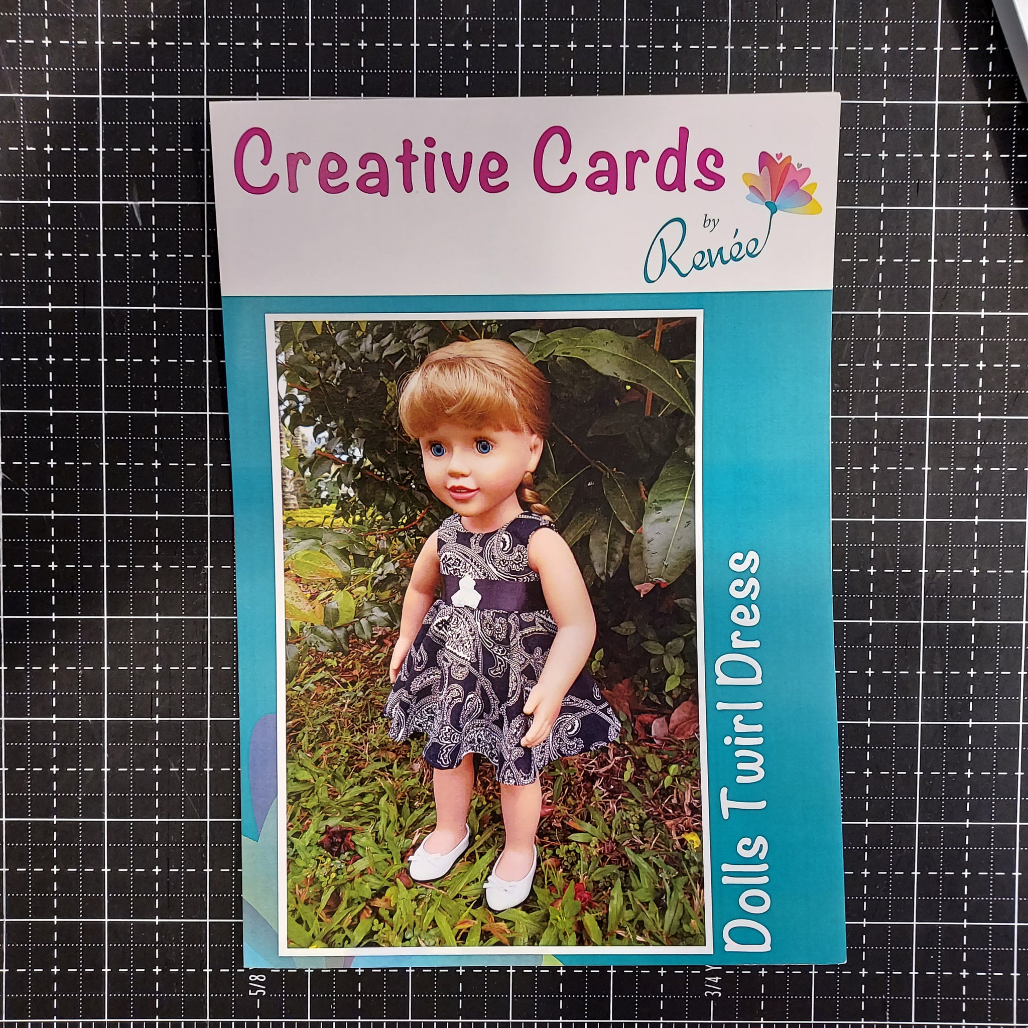 This pattern is ideal for american girl dolls!  Completed size: to fit 18" to 20" girl dolls   Requirements:  - 20" cotton fabric 45" wide  - scraps of fabric for bodice lining  - 3 buttons or snap fasteners 1/2" 