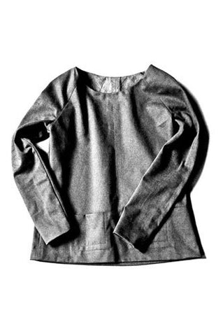 Inspired by the classic fisherman’s top, this feminine version is more than a jumper but less than a jacket.  Skill level; Beginner