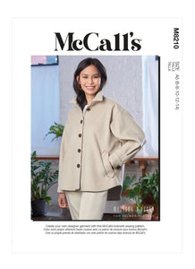 Misses' shirt jacket with welt pockets and button front. Sleeves have pleats to add fullness. This is a great versatile jacket!