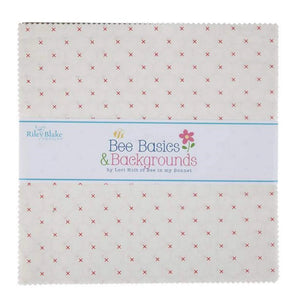 This pretty pack has fabrics that are lightly decorated in petite designs. White backgrounds with light blue, light green, light pink and light grey. Sweet designs that are related to sewing and vintage style! 